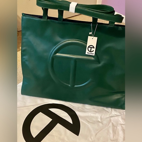 Telfar - Dark Olive BNWT, large - Picture 1 of 13